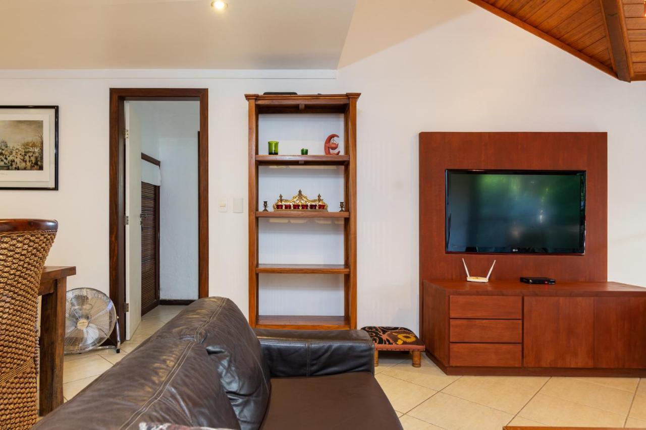 Búzios Praia Da Ferradura Com Quatro Suites E Piscina. מראה חיצוני תמונה